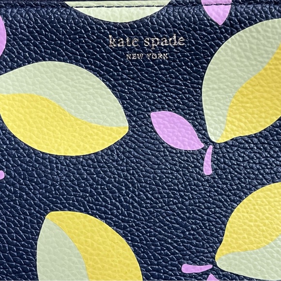 kate spade Handbags - Kate Spade leather wristlet
